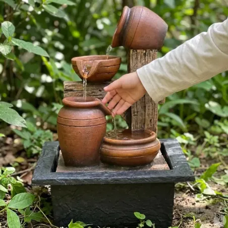 Fontaine décorative bois LED 22×19×29 cm – Jardin zen