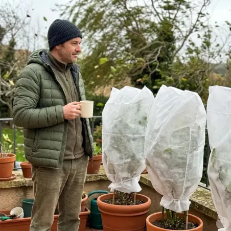 Couverture végétale non tissée 1x1,5m protection plantes