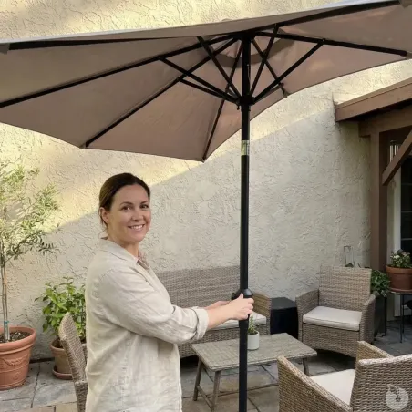 Parasol de terrasse demi-rond taupe Ø 2,70 m avec manivelle - Toile polyester 160 g/m²
