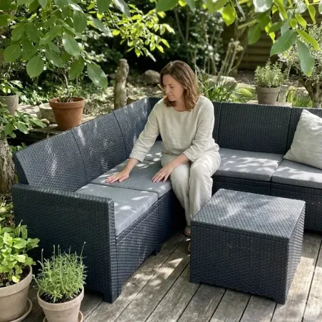 Ensemble mobilier de jardin Keter Claire 1 canapé + 1 table basse gris