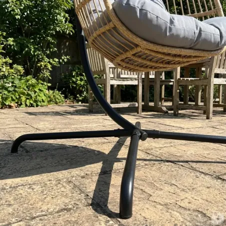 Chaise suspendue 4 pieds en acier avec coussin polyester - Design pliant et détente