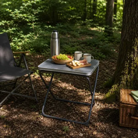 Table de camping pliante en acier gris - Plateau supplémentaire inclus
