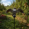 Appelant grand duc à ailes battantes