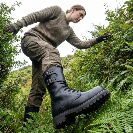 Chaussures tactique Rangers type militaire cuir semelle Goodyear® noire