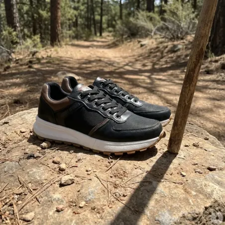 Baskets Homme Noir et Marron en Synthétique - Tige Basse
