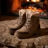 Bottines fourrées taupe effet peau de pêche fourrure synthétique