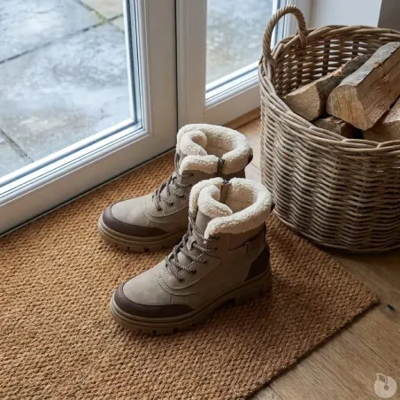 Bottines fourrées taupe effet peau de pêche fourrure synthétique