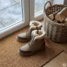 Bottines fourrées taupe effet peau de pêche fourrure synthétique