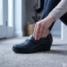 Chaussures scratch noir talon compensé PU - Fermeture pratique