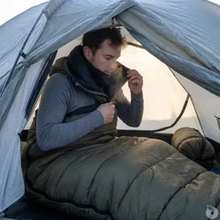 Sac de couchage extrême DCA France - Confort jusqu'à -21°C - Vert armée