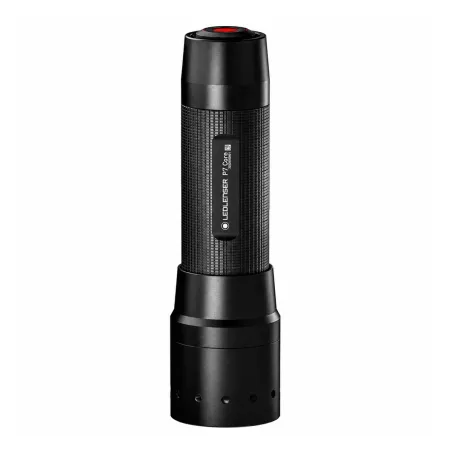 Lampe torche P7 Core 450 Lumens portée 300m piles LR3 incluses