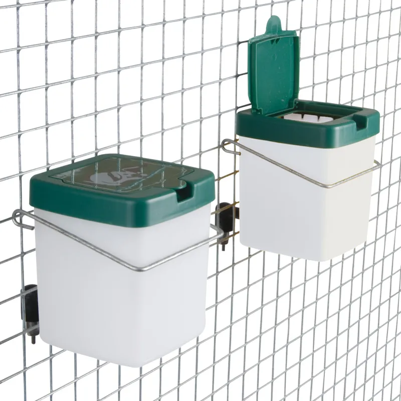 Abreuvoir à pipette pour volailles et lapins - 0,5L