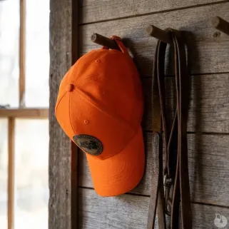 Casquette réglable visière pré corubée sanglier coton orange