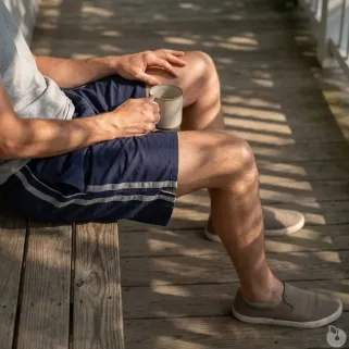 Short-Flottant marine-gris 100% coton 3 poches taille élastique