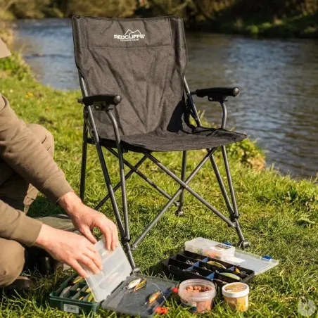 Chaise pêche pliable compacte transportable assise confortable