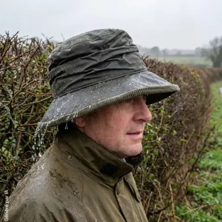 Chapeau Walker & Hawkes Diana Country vert en coton ciré