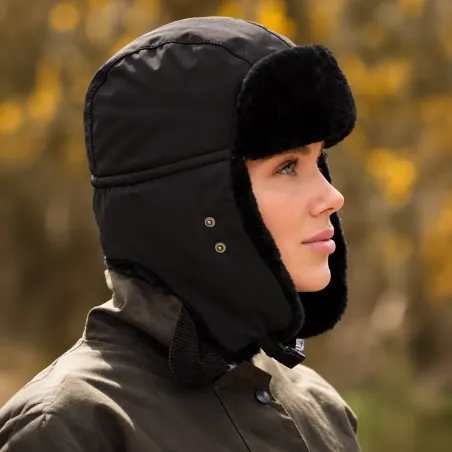 Bonnet trappeur fausse fourrure Walker & Hawkes noir