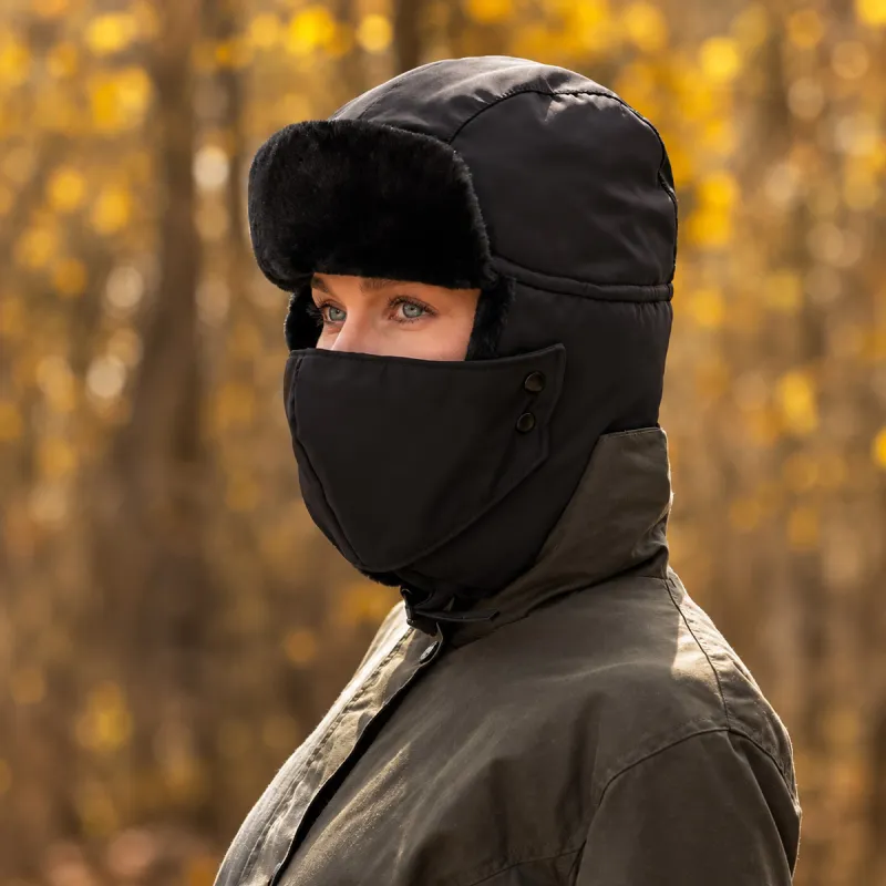 Bonnet trappeur fausse fourrure Walker & Hawkes noir