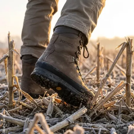 Bottes Meindl Taiga MFS : cuir et GORE-TEX marron