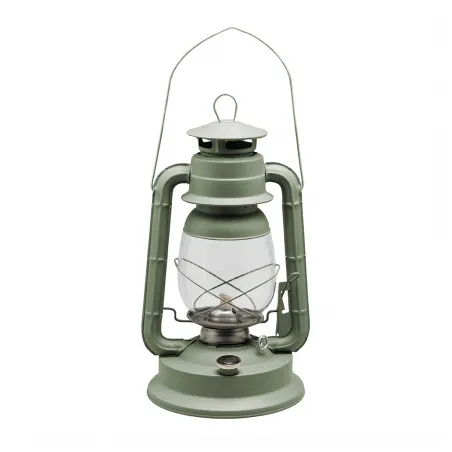 Lampe tempête à pétrole