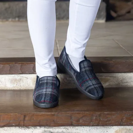 Chaussons mixtes fourrés Polaine marine - Pantoufles chaudes Chaussons mixtes fourrés Polaine marine - Pantoufles chaudes