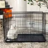 Cage métal grillagée avec plateau noir Cage métal grillagée avec plateau noir
