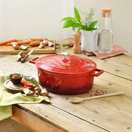 Cocotte en fonte rouge tous feux diamètre 34 capacité 5,3 L Cocotte en fonte rouge tous feux diamètre 34 capacité 5,3 L