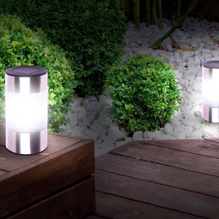 Luminaires solaires d'extérieur à planter ou à poser Borne solaire lot de 4
