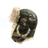 Chapka scratch et boutons nylon fourrure synthétique camo Taille 57