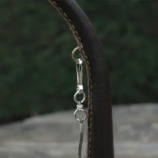 Courroie porte corne