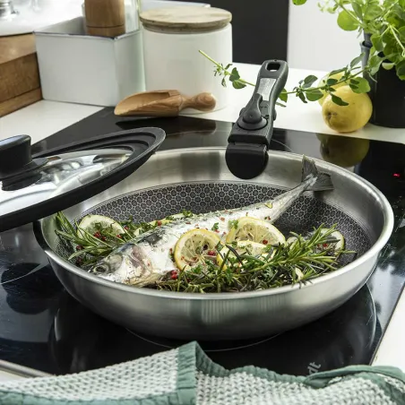 Poêle acier inoxydable nid d'abeille 20 cm