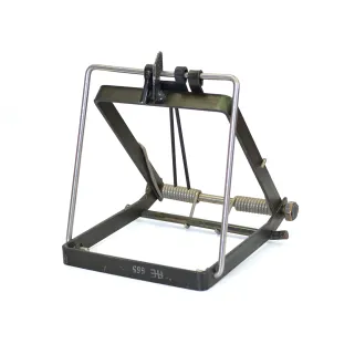 Piège à appâts rats, fouines, putois... 14X16 cm (livre de messe)