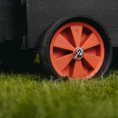 Roulettes pour poulailler surélevé 2 à 5 poules plastique recyclé