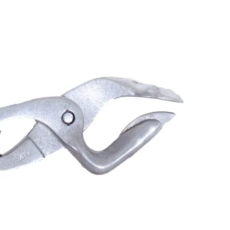 Pince à sacrifier pour volaille et pigeon