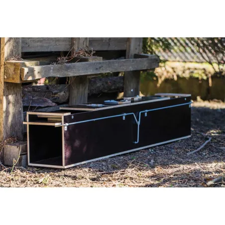 Piège boite à fauve bois 2 entrées ouverture 135x19x24