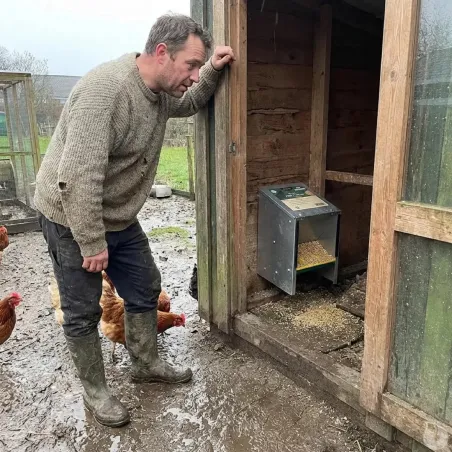 Mangeoire trémie galva 2,5 kg ProFeeder anti-gaspillage