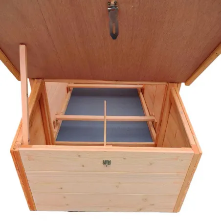 Poulailler en bois avec fenêtre toit en asphalte