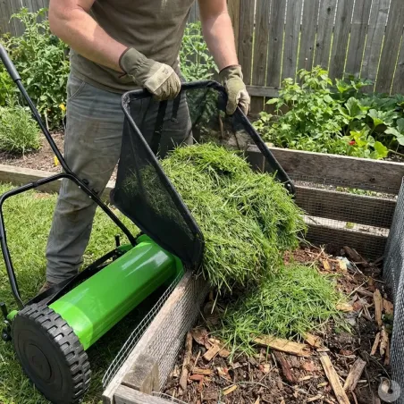 Tondeuse à main hélicoïdale 40cm bac 18L coupe 15-43mm