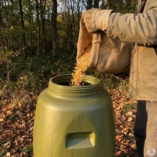Bidon agrainage ou réserve d'eau 60 litres, diamètre 34cm hauteur 67cm
