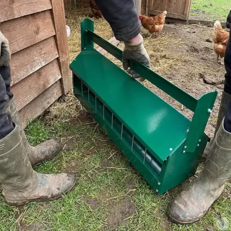 Mangeoire galva avec rouleau thermolaqué vert
