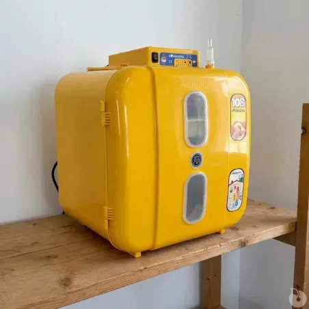 Couveuse semi-automatique Novital Covatutto 108