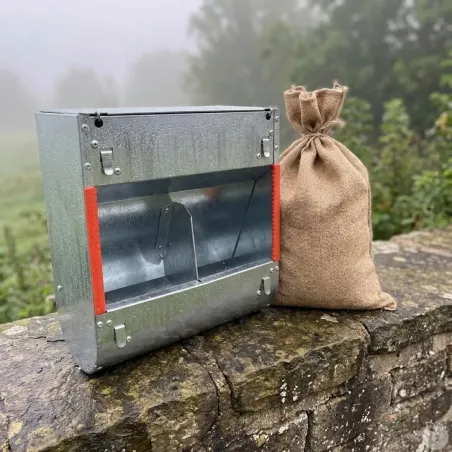 Lot de 10 Mangeoires lapins trémie 2 compartiments