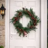 Couronne de Noël 45cm avec pommes de pin et baies rouges
