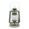 Lampe tempête à pétrole