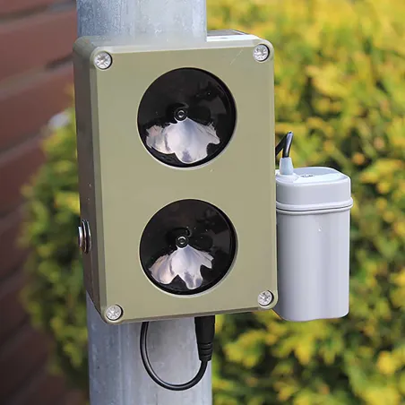 Répulsif électronique CHZ200 sur pied - Ultrasons anti-rongeurs et renards 2000m²