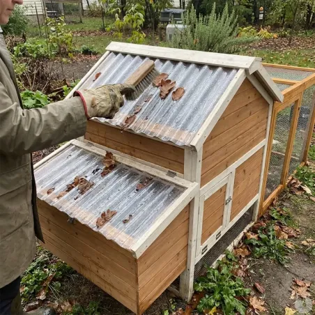 Kit Poulailler 3 poules Bois Confort toit plastique + Enclos