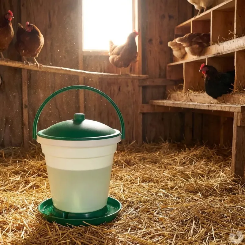 Abreuvoir seau à anse blanc et vert contenance 18 L Olba