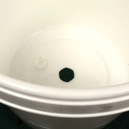 Abreuvoir seau à anse blanc et vert contenance 18 L Olba