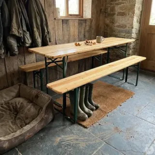 Lot de 2 Tables Extérieure en Pin Massif 177 cm avec 4 Bancs Bois / métal
