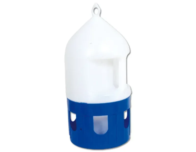 Agrainoir, abreuvoir, mangeoire et aliment pour pigeons